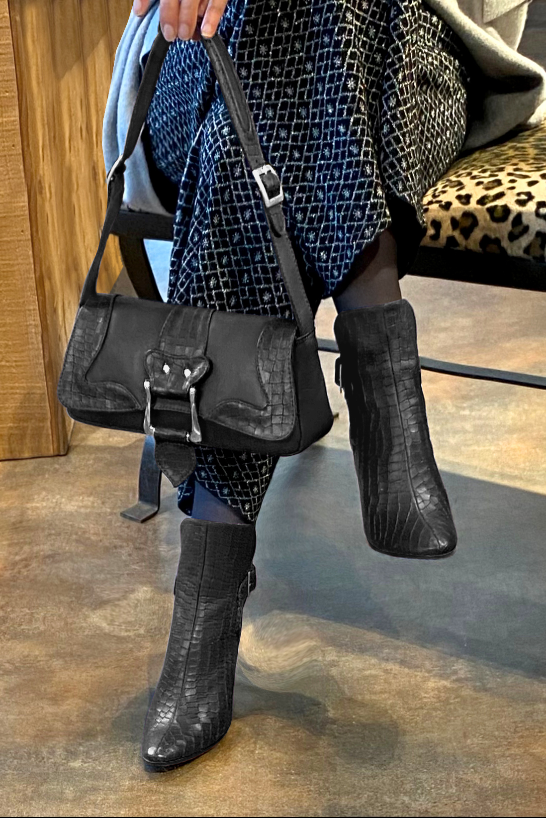 Dark grey women's ankle boots with buckles at the back. Round toe. High kitten heels. Worn view - Florence KOOIJMAN